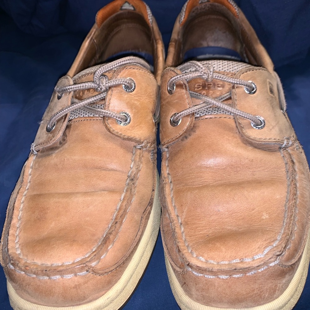 Size 11 Sperrys